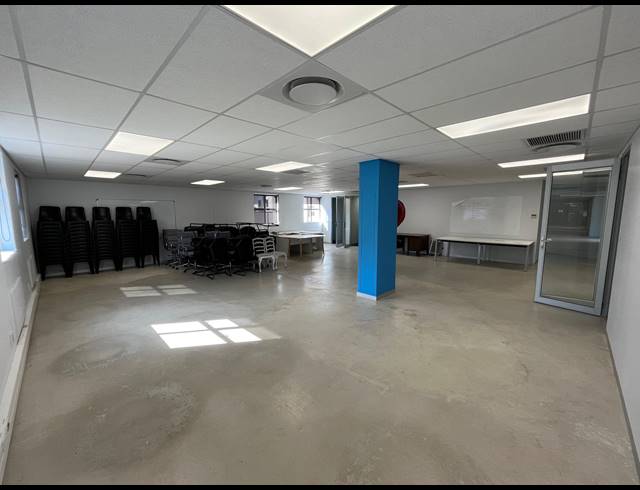 357M² OFFICE TO LET IN CENTURY CITY